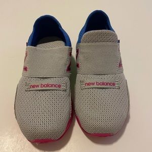 Toddler New Balance Roav size 8